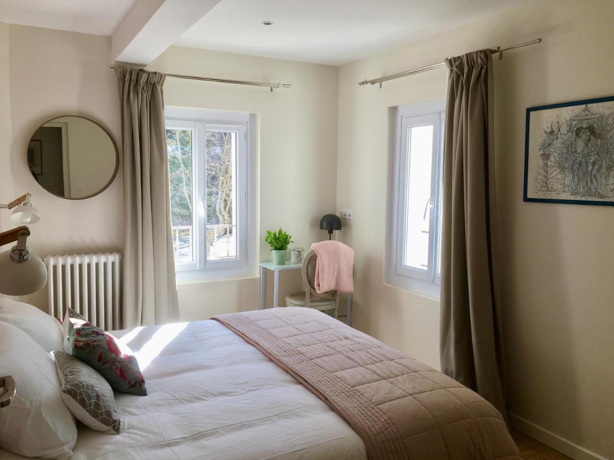 Les Terres Rouges 06 Bed & Breakfast Guillaumes Exterior photo