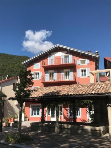 Les Terres Rouges 06 Bed & Breakfast Guillaumes Exterior photo