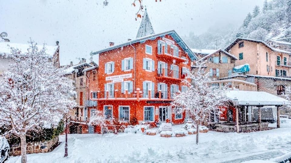 Les Terres Rouges 06 Bed & Breakfast Guillaumes Exterior photo